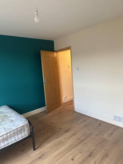 Studio Flat To Rent / All Bills Included / WF1 Main Photo