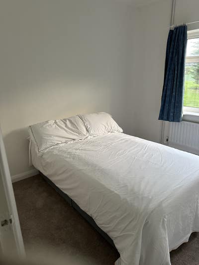 Large quiet double room in countryside Main Photo