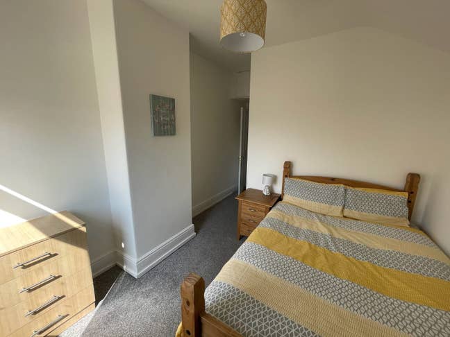 Large Double rooms, Central Location Main Photo