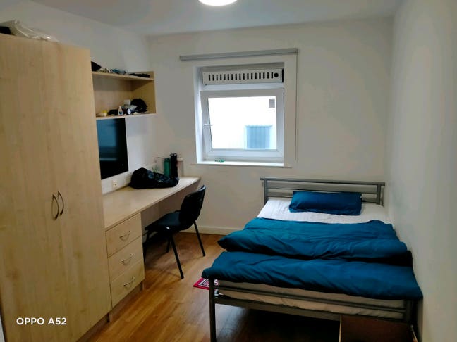 Room for rent Main Photo