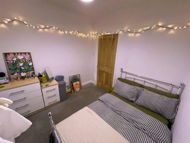 Double Room in Wanstead Flat - £760 inc bills  Main Photo