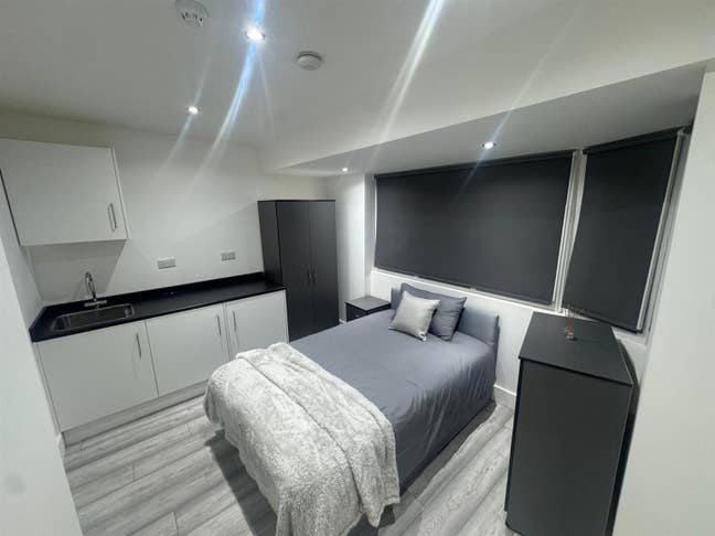Studio unit with ensuite in Harrow & Wealdstone  Main Photo