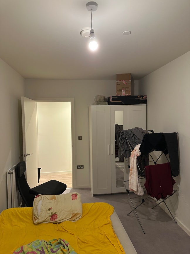 1 bed available to rent in a 2 bedroom Main Photo