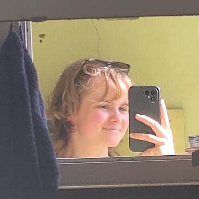 Looking for a 6-month flatshare :) Main Photo