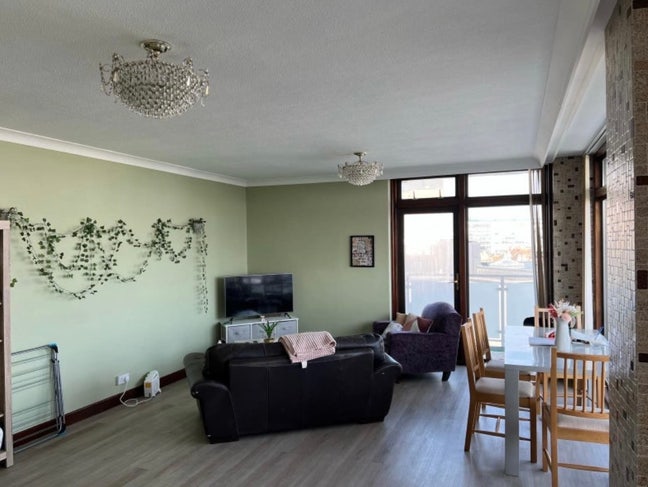 Spacious Sunny Bournemouth Central Flat Main Photo
