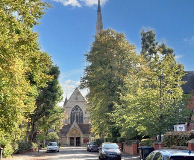 Unique Apartmenty Opportunity B16 £700 pcm  Main Photo