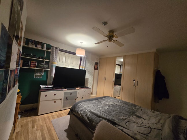 Double Room to Rent - Females only Main Photo