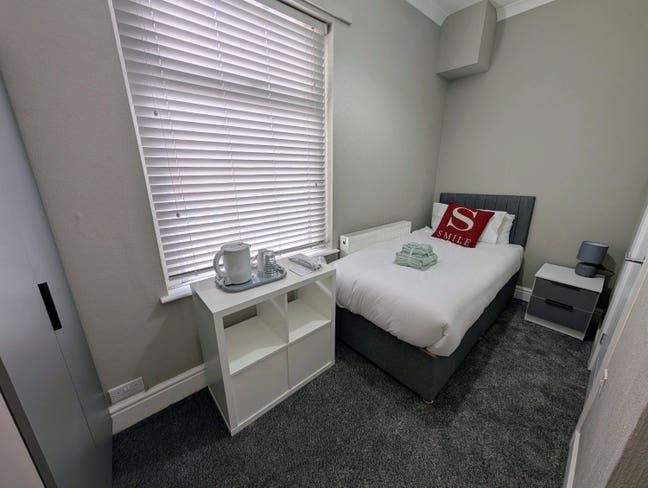 En-Suite Rooms on Norfolk Street - Move In Ready  Main Photo