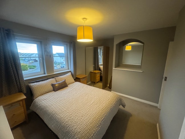 Double Bedroom with Ensuite Main Photo