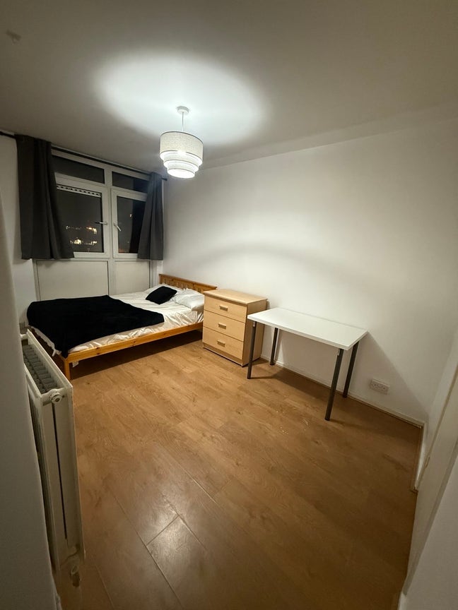 Xxxl Dbl Room 5Min to Bethnal Green Station!!! Main Photo