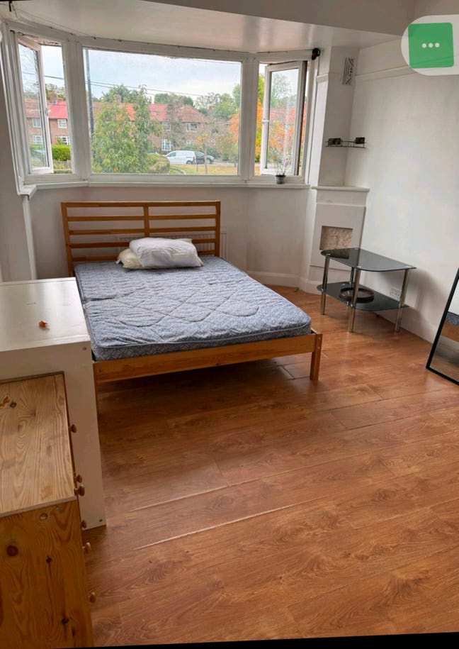 📍 Two Double Rooms Available – Whitefoot Lane, BR Main Photo