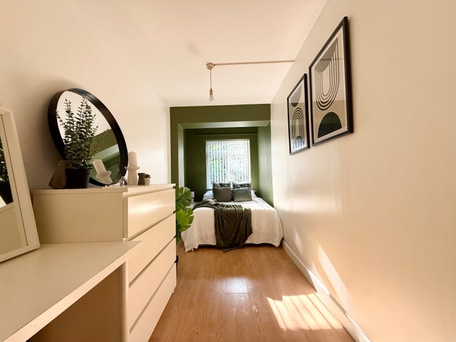 🔥HOT⭐️Stylish Dble Room - Bills Incl! ⚡-Garden 🌿 Main Photo