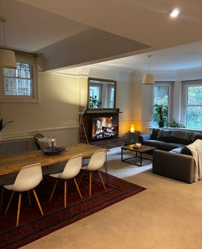 Two double bedrooms available  Main Photo