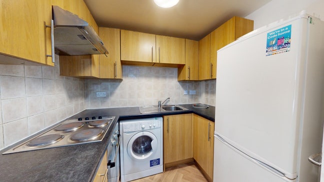 Looking for a new flatmate  Main Photo