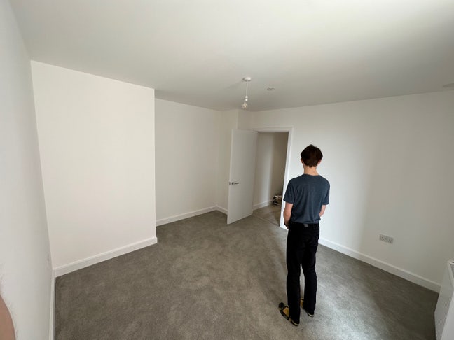 Room To Rent Neat Battersea Power Station Main Photo