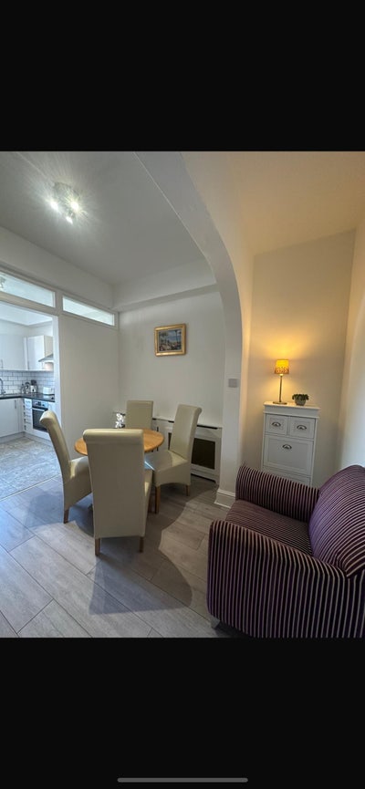 Lovely Double Room Female Only Main Photo