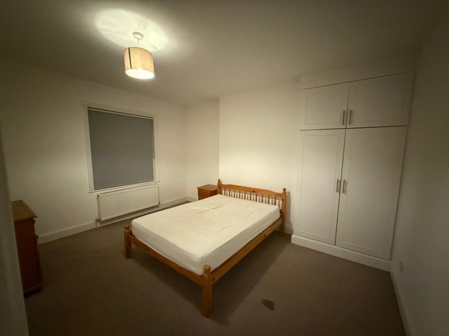 Room available ASAP in Brixton/Streatham area! Main Photo