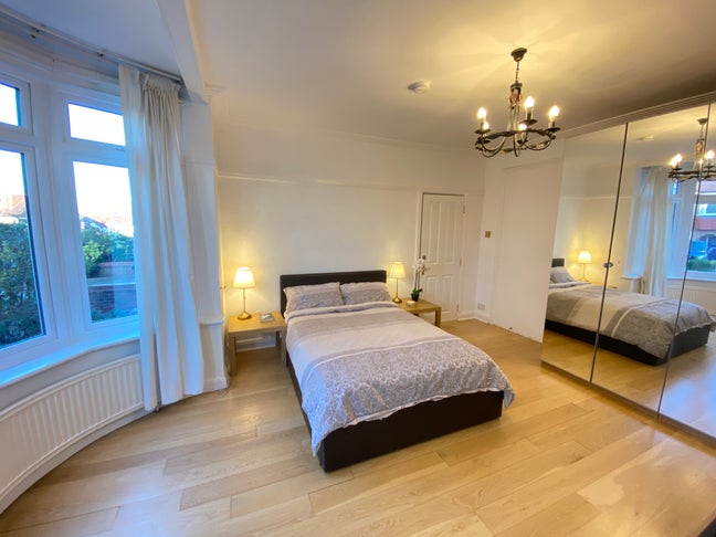 Big double room with £150 off on the first month  Main Photo