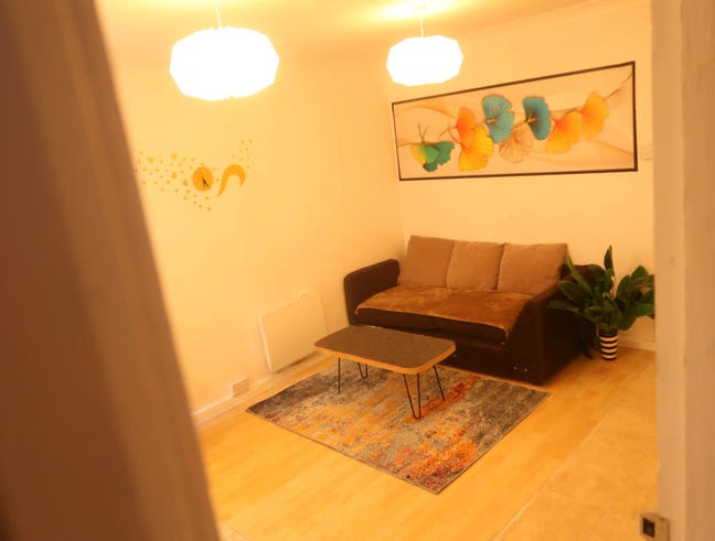 One bed close to Colindale Station  Main Photo