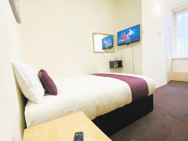 Double Room Ensuite - Blackpool North Main Photo