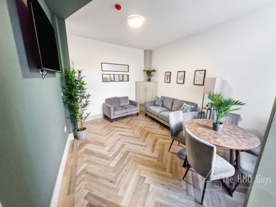 Brand New High Spec Refurb - All Ensuite Rooms Main Photo