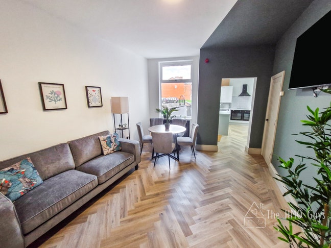 Brand New High Spec Refurb - All Ensuite Rooms Main Photo