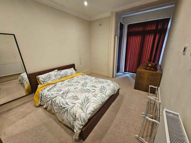 4 Double Rooms – 5 Mins to East Putney Station Main Photo