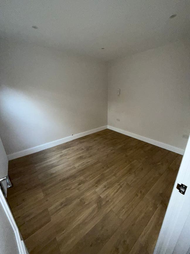 🏡 Brand New 5-Bedroom House – 5 Mins from Bruce Main Photo