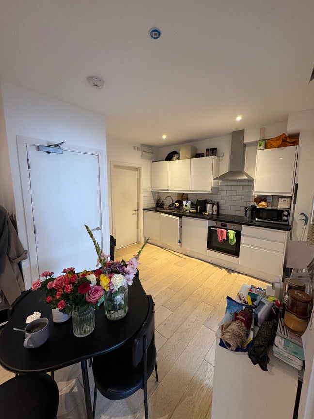 2 Bed 1 Bath in Shoreditch, old street  Main Photo
