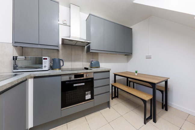 ✅ 3 New Rooms in Bayswater! 👩🏻Private Bathroom Main Photo