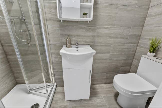 2 Weeks Free Rent - Palmerston Road PE2 Main Photo