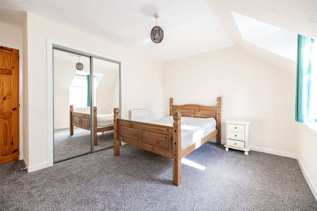 3 rooms available, 5 minute walk to UoA campus Main Photo