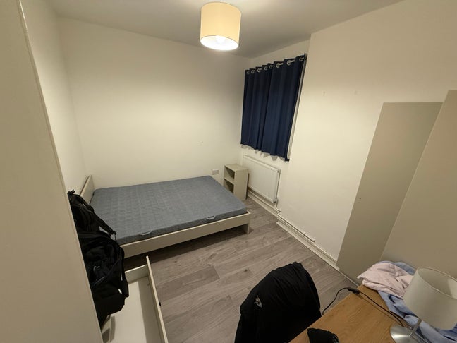 Flatshare with great transport links - Zone 1/2 Main Photo