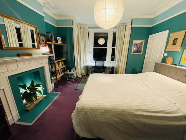 En-suite double room available (Furnished) Main Photo