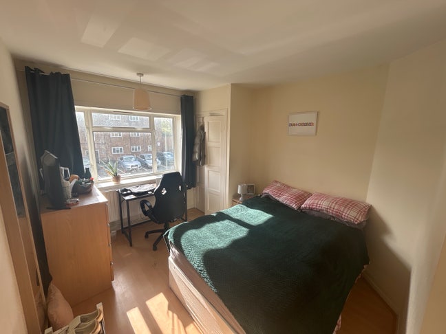 Double room in Wimbledon Main Photo