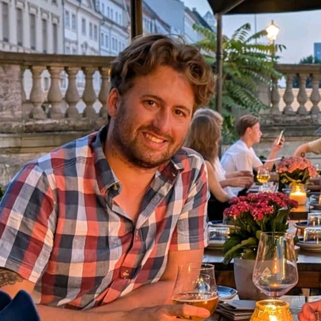 Young professional looking to move Jan 2026 Main Photo