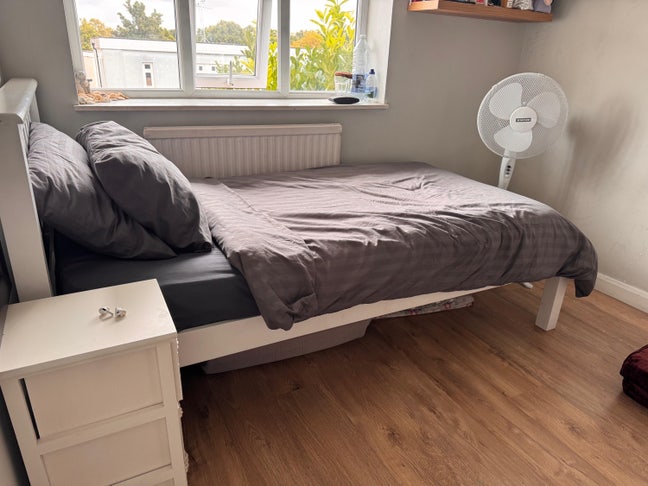 Single Room For Rent Main Photo