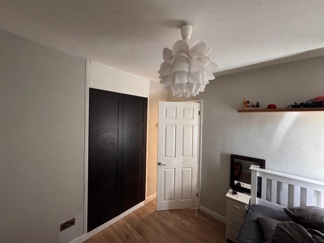 Single Room For Rent Main Photo