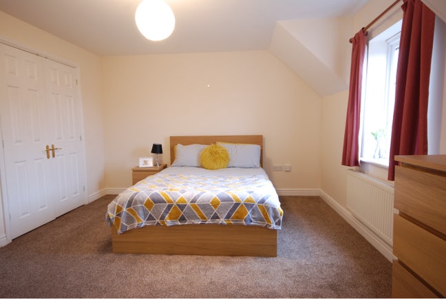 Large Double en suite room. Main Photo