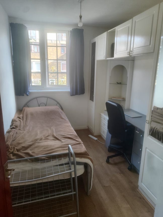Comfortable Single Room  Main Photo