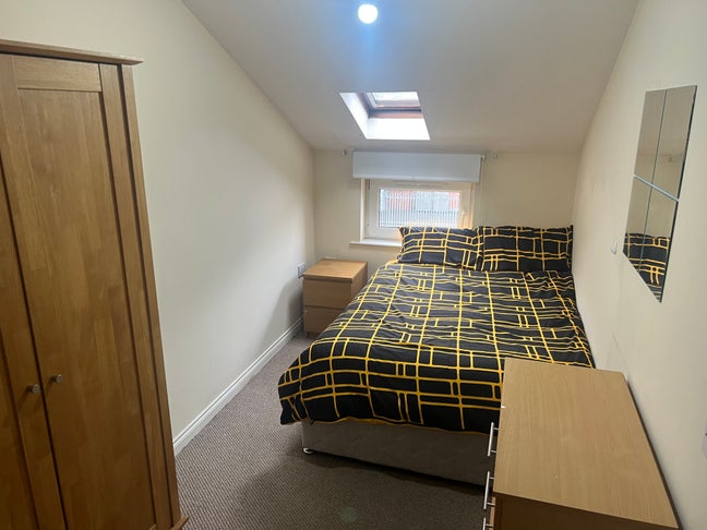 Double Room with Separate Study BILLS INC BT9 Main Photo