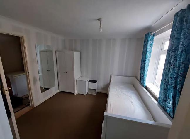 Modern Double Room with Ensuite in TW15 Main Photo