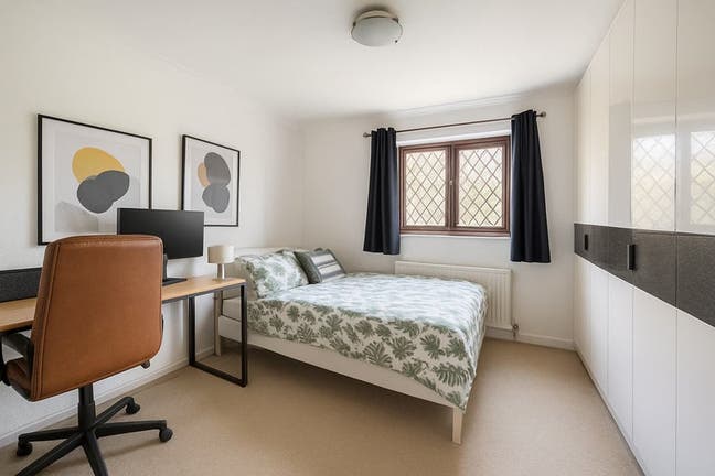 🌟 2Double Rooms Available | 4Bed w/ Living&Garden Main Photo