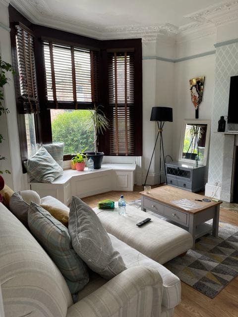 Superb upgraded five bed House -  Must be seen !!! Main Photo