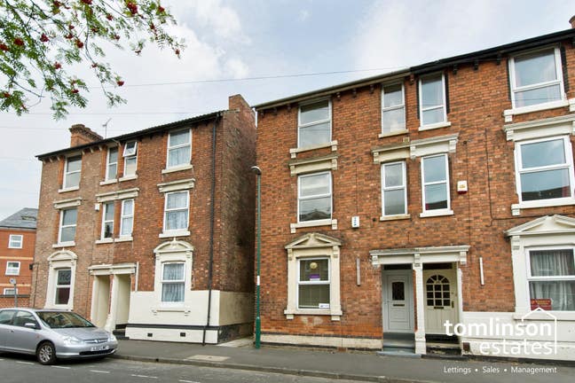 Hungerton Street - 6 x double rooms available now! Main Photo