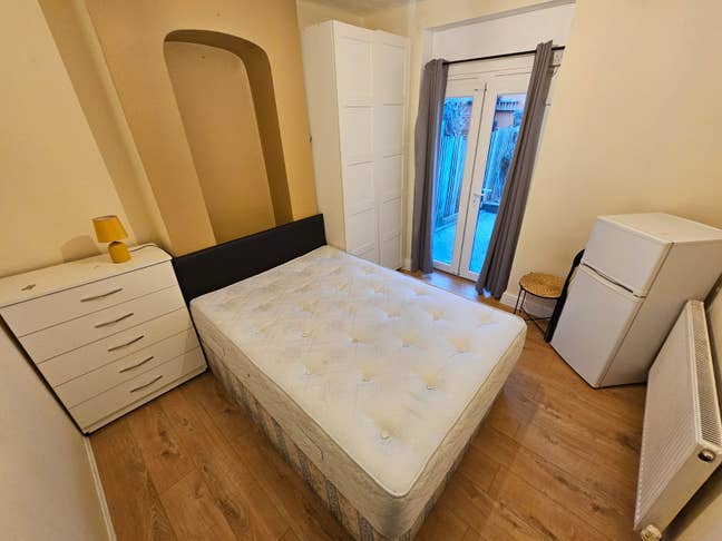 🌟 Lovely Double Room Available in Willesden Green Main Photo