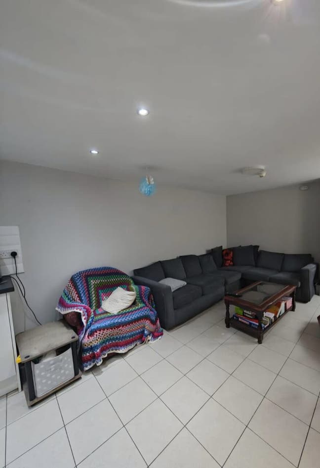 8-Bed Student House, Merthyr Street, CF24 4JL Main Photo