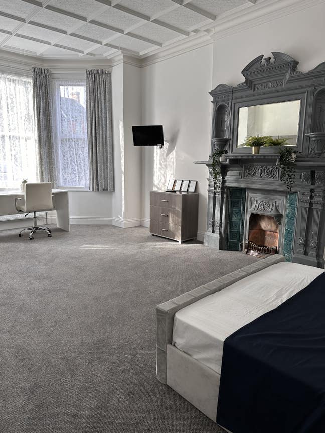 ✨ Double room with private bathroom in Harrow Main Photo