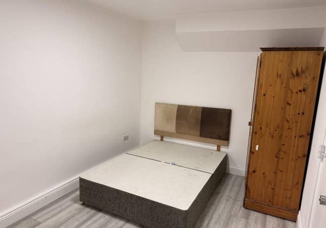 Quality En-Suite Rooms Easy Access To Hospitals  Main Photo