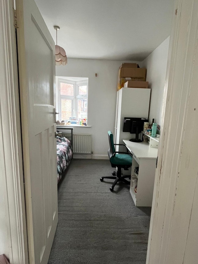 Single room Main Photo